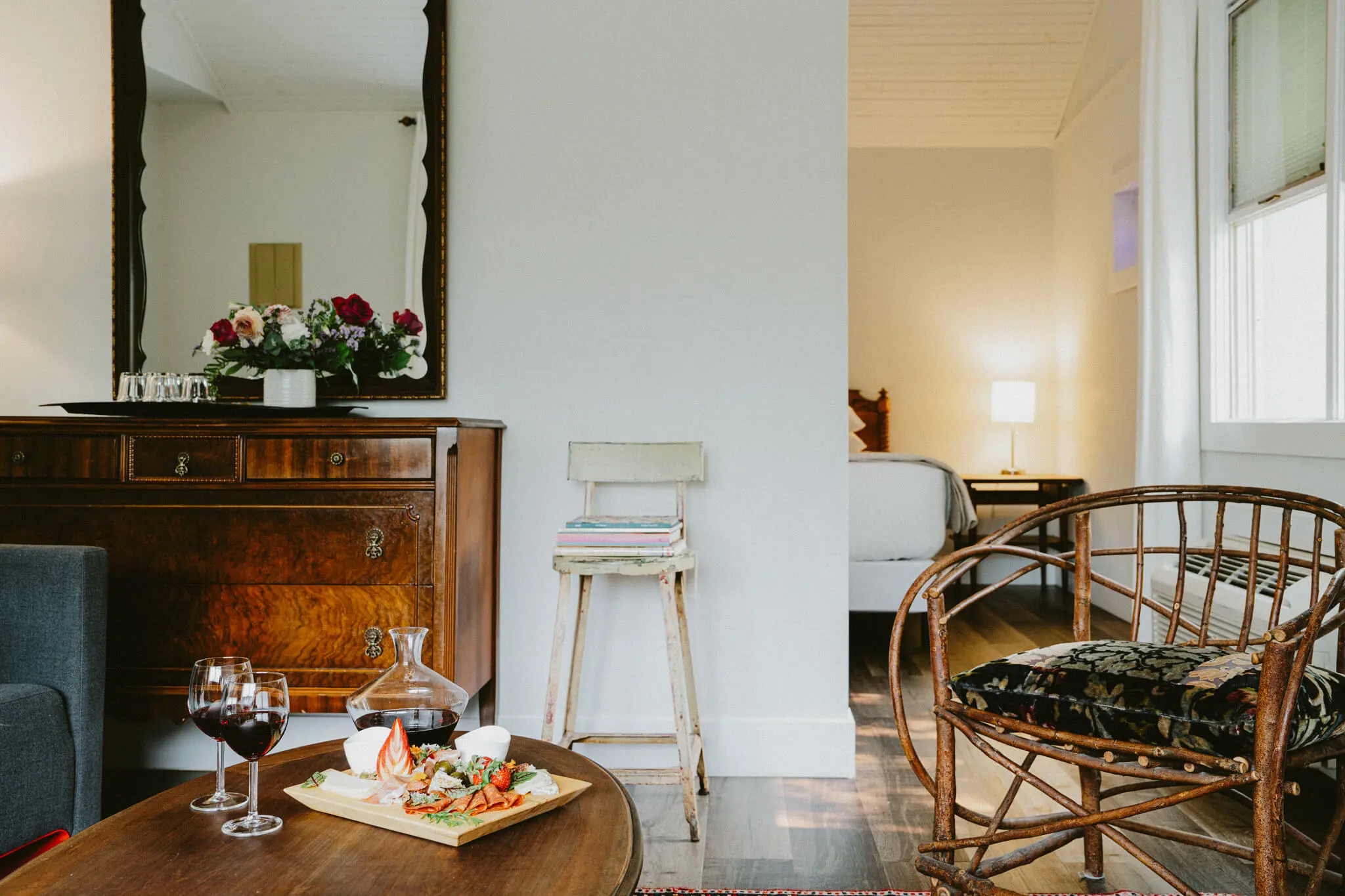 Deluxe King at The Kent Motel