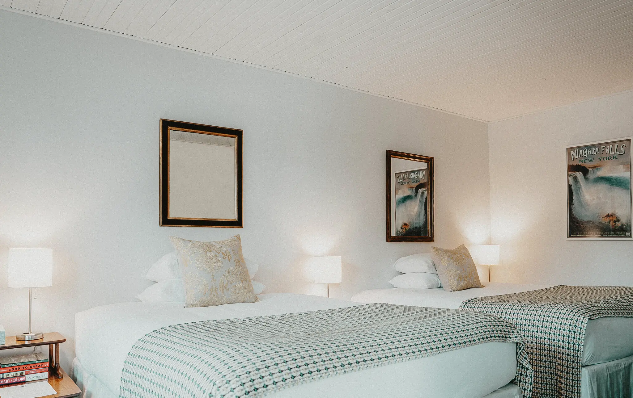 Standard Double Queen at The Kent Motel