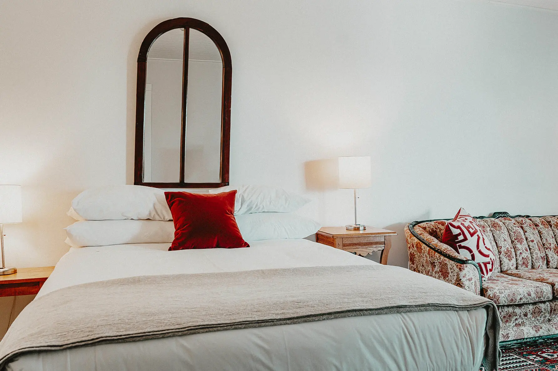 Standard Single Queen at The Kent Motel